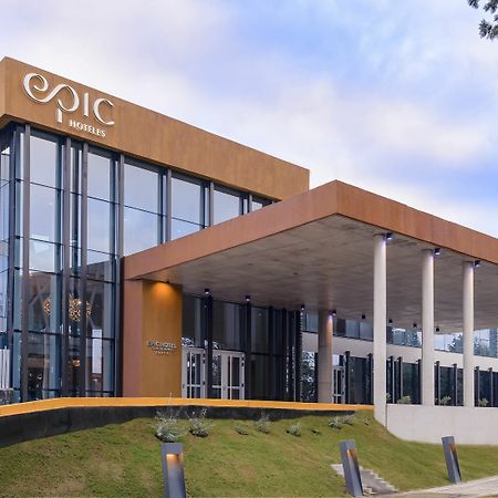 Epic Hotel Merlo Buitenkant foto